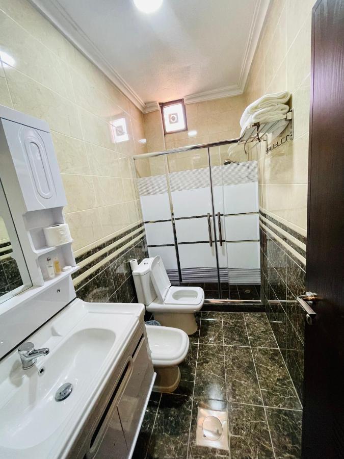 Esperanza Petra Bed & Breakfast Wadi Musa Bagian luar foto